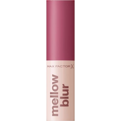 Max Factor Mellow Blur Barra de labios de textura cremosa y cobertura modulable ofrece un acabado difuminado perfecto