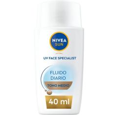 Imagen de Nivea Sun Fluido Diario Ultraligero Spf 50+ Fluido facial hidrata intensamente ofreciendo frescor y efedcto matificante con ácido hialurónico 40 ml
