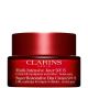 Clarins Multi-Intensive Jour Todo Tipo De Piel Spf 15 Crema de día hidratante reafirmante y antiarrugas ofrece piel más flexible rellenada y confortable al instante 50 ml