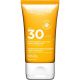 Clarins Créme Solaire Jeunesse Spf 30 Protector solar facial resistente al agua hidratante y antioxidante acabado mate 50 ml