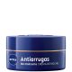Nivea Antiarrugas Revitalizante Cuidado De Noche 55+ Crema de noche hidratante revitalizante con aceite de aguacate calcio y pantenol 50 ml