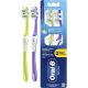 Oral-B Pro-Clean Cepillo De Dientes Medio Duplo Formato Ahorro Cepillo dental ellimina la placa bacteriana y combate el mal aliento ofreciendo una limpieza más profunda 2 uds
