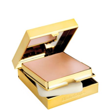 Elizabeth Arden Sponge On Base de maquillaje compacta de textura cremosa difumina imperfecciones poros y líneas de expresion