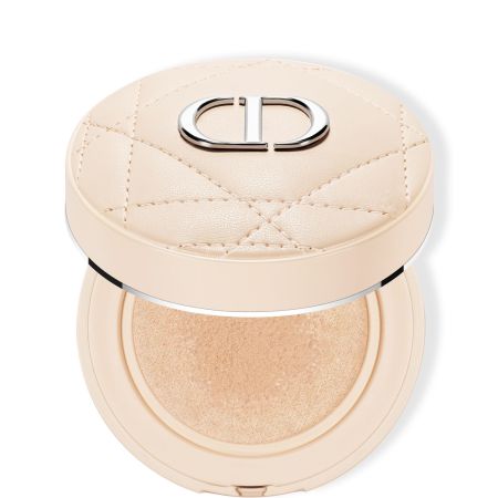 Dior Dior Forever Cushion Powder Polvos sueltos de tratamiento ultrafinos y frescos - perfección translúcida de larga duración