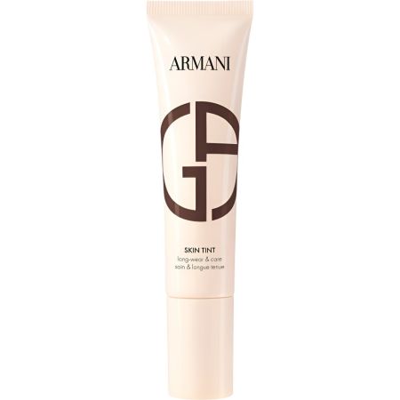 Armani Skin Tint Base de maquillaje de textura sedosa disimula manchas oscuras y rojeces hidratando 24 horas con 92% de sérum