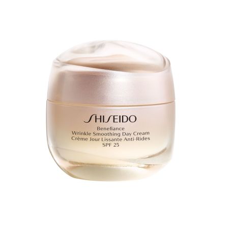 Shiseido Benefiance Wrinkle Smoothing Day Cream Spf 25 Crema de día antiedad restaura y repara líneas y arrugas piel más joven